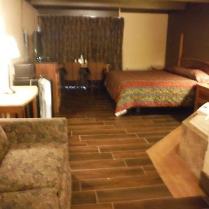 King Room Spa Bath